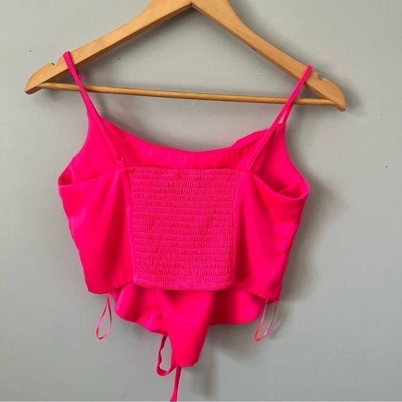 Urban Outfitters Silence + Noise Mimi Cowl Neck Barbie Pink Halter Top Sz M NWT - Picture 14 of 16
